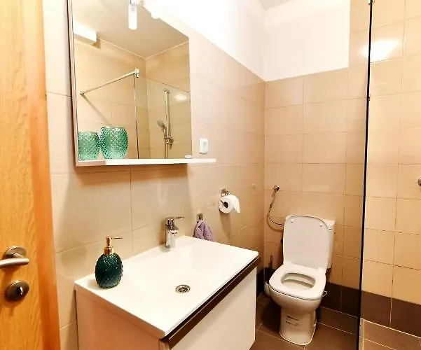 Hertz Διαμέρισμα